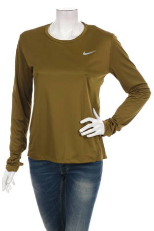 Спортна блуза NIKE - Mania Спортна блуза NIKE