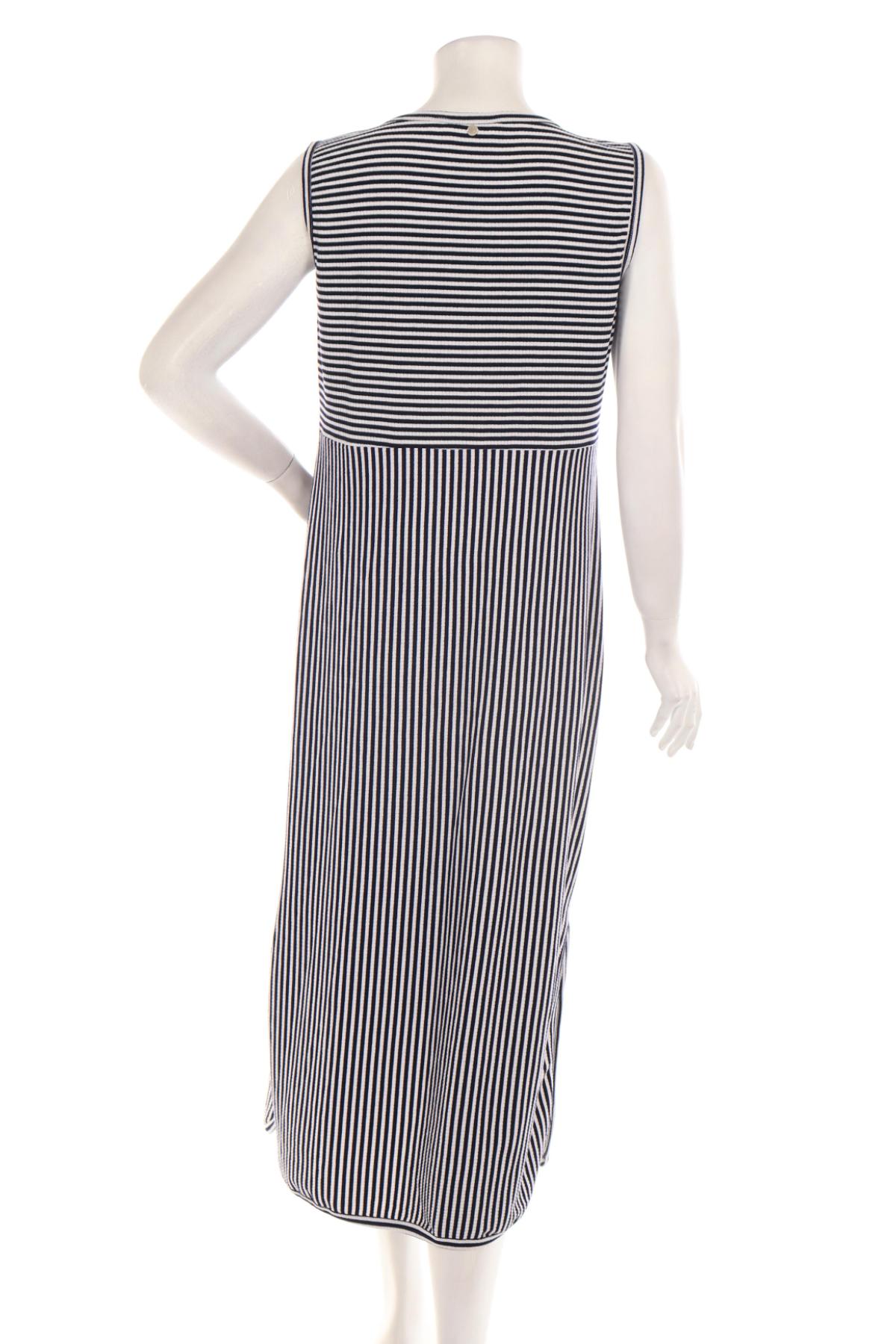 Ежедневна рокля LEVOLUTION2