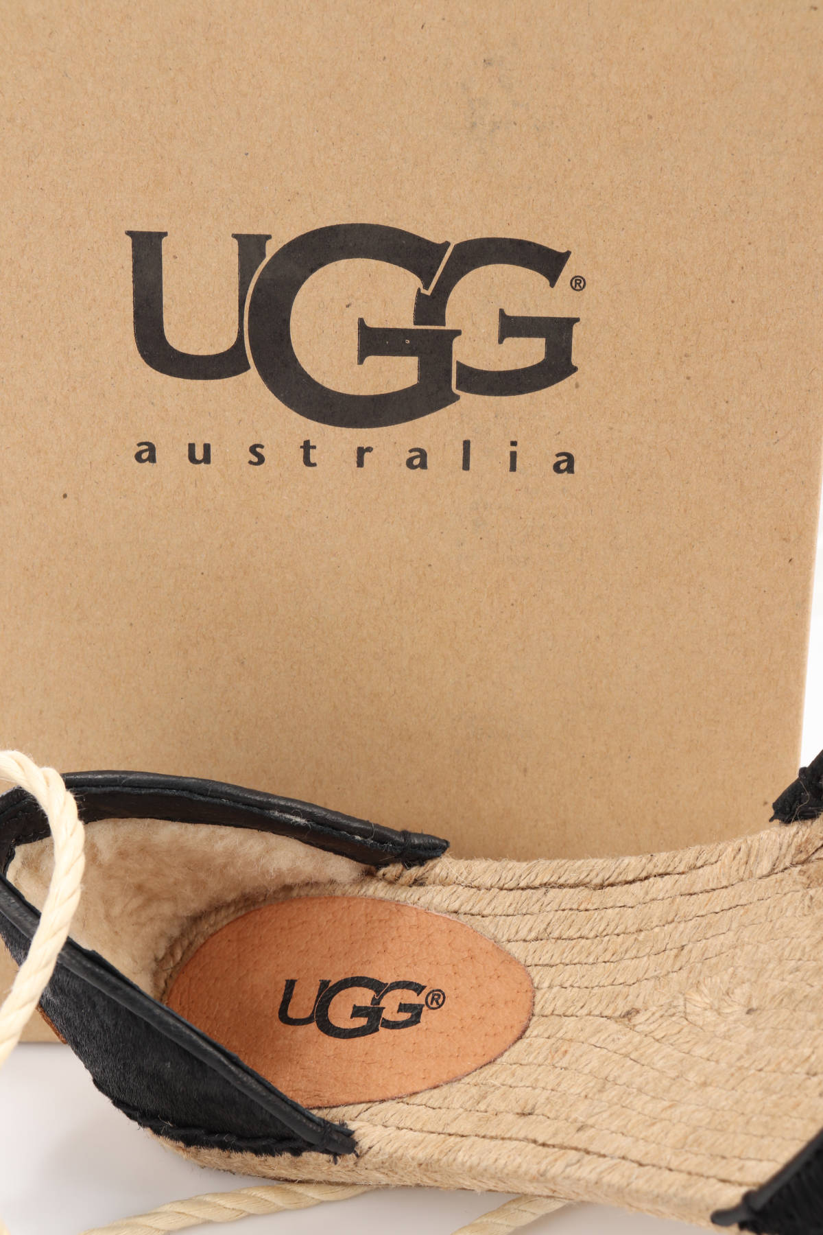 Ниски обувки UGG4
