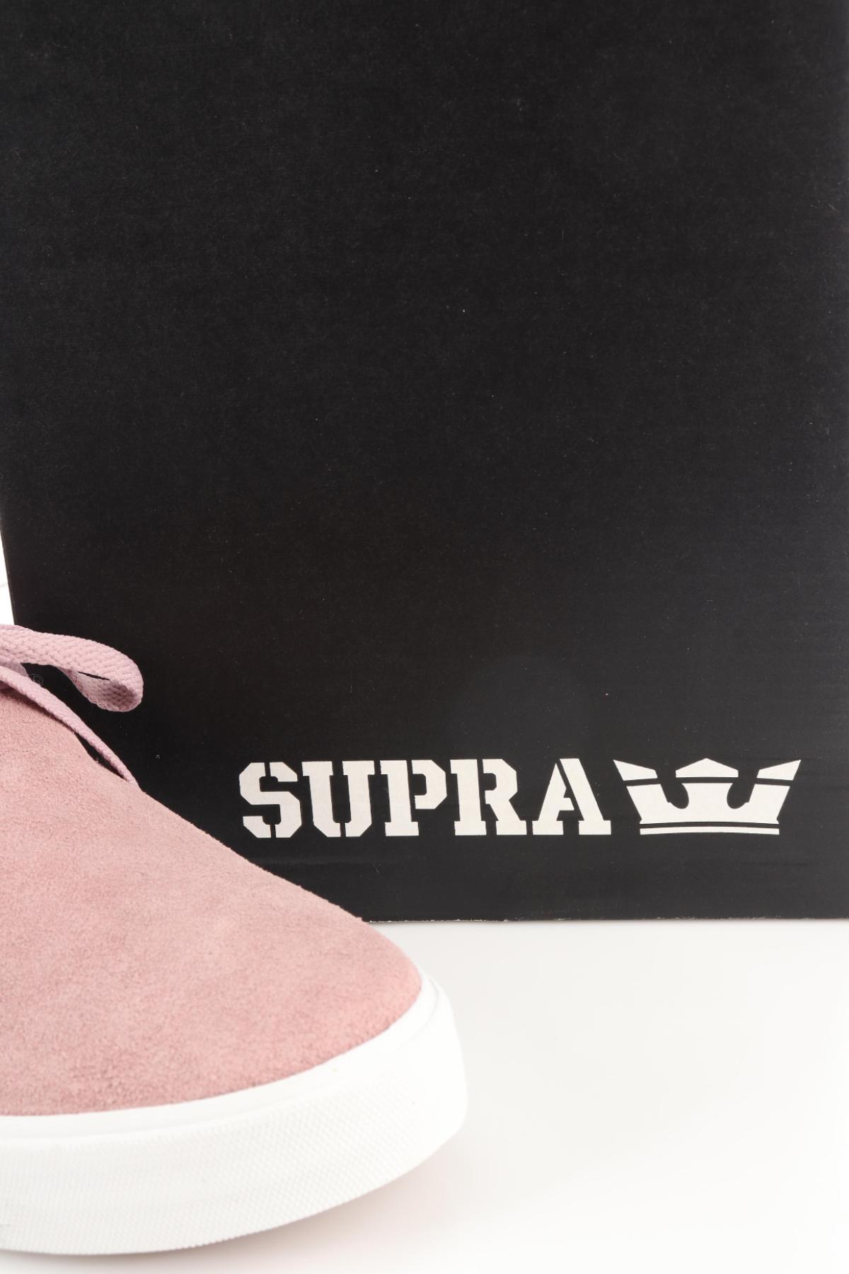 Спортни/Ежедневни обувки SUPRA4