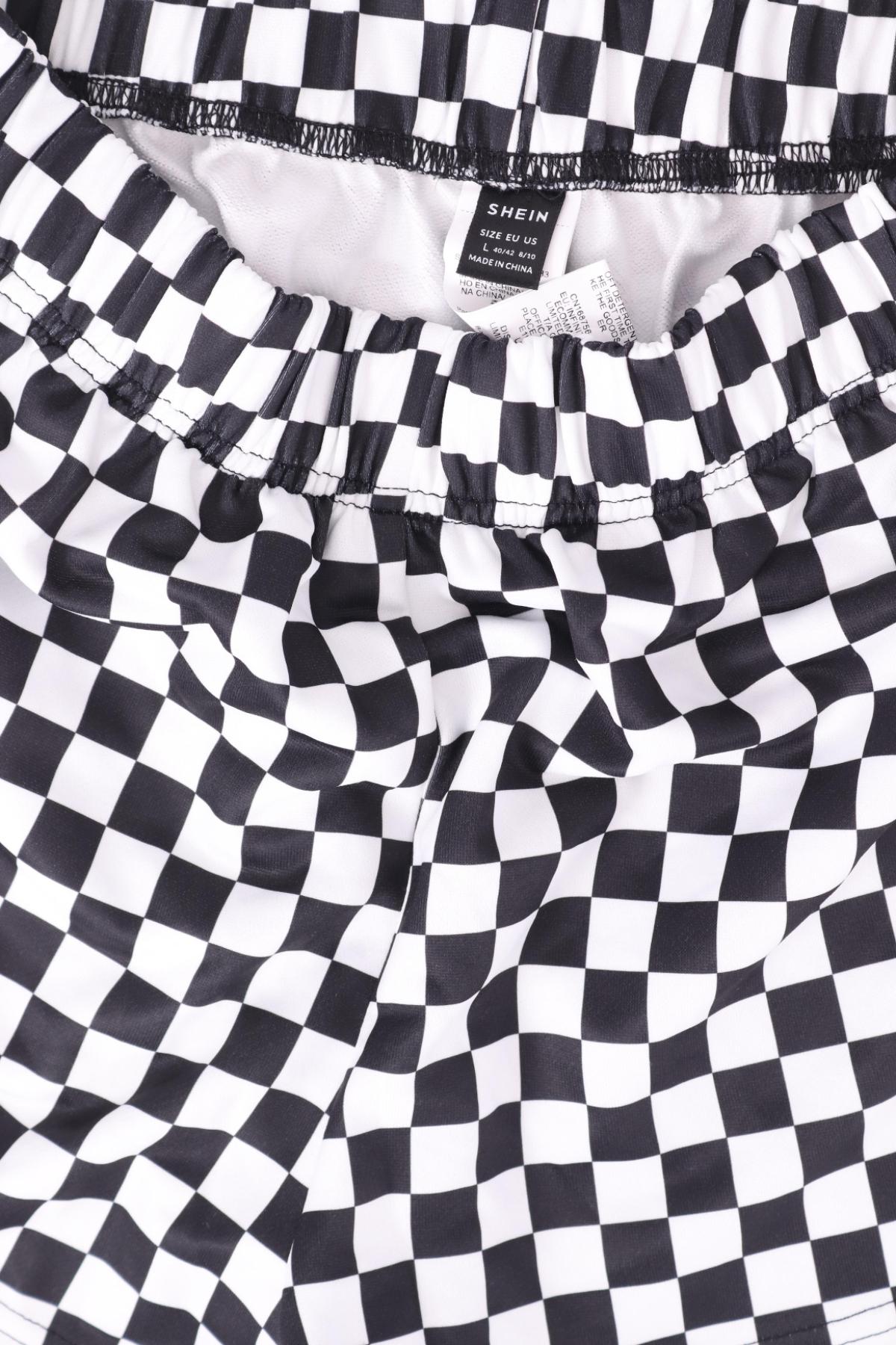 Къси панталони SHEIN3