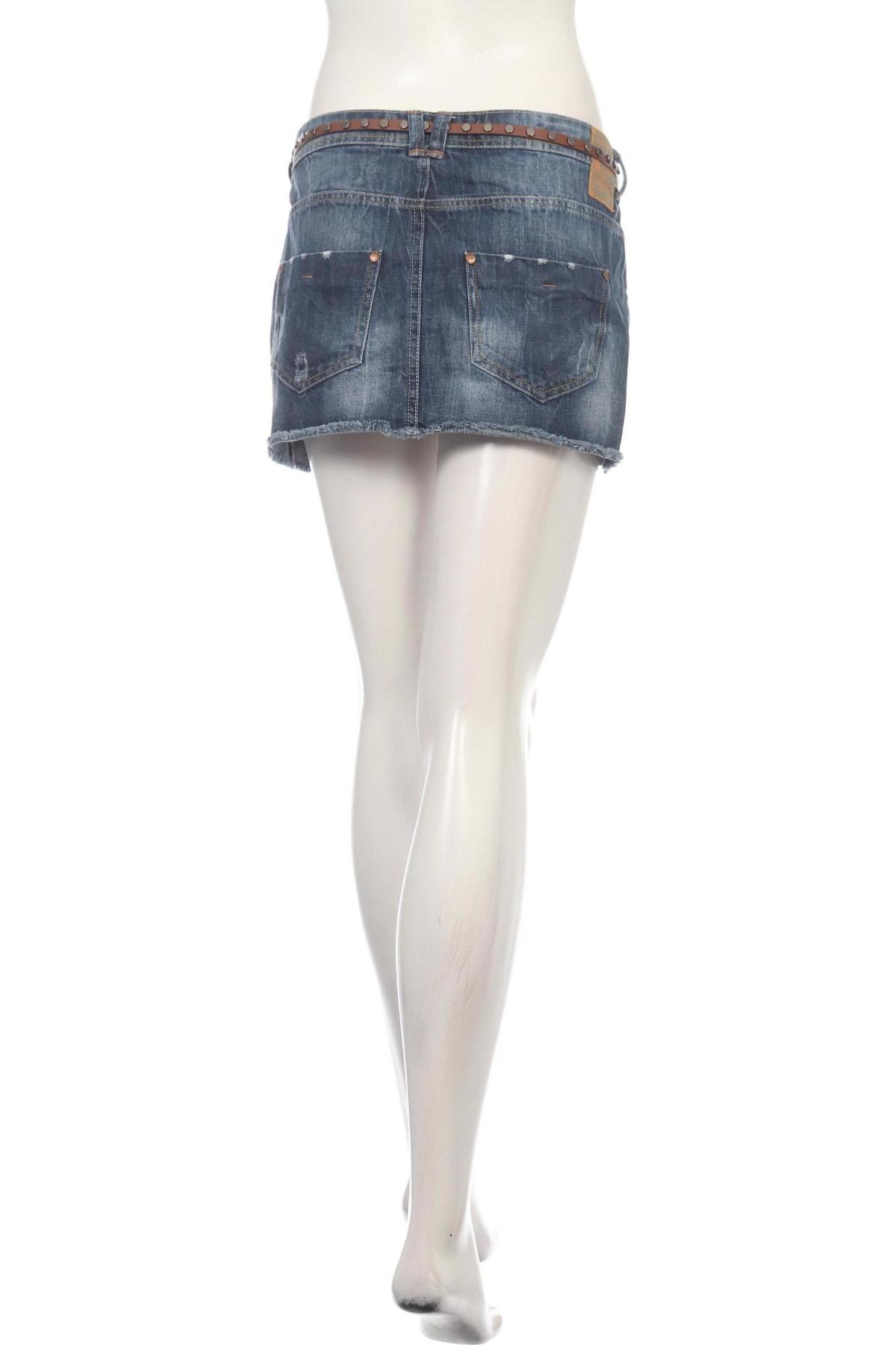 Дънкова пола BERSHKA2