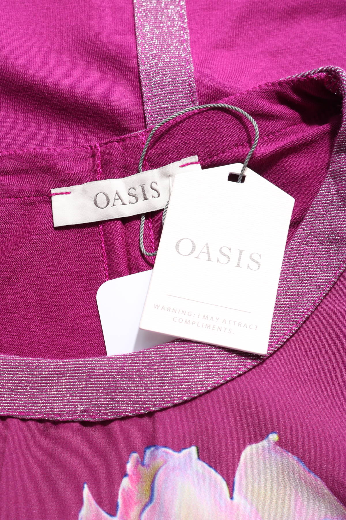 Тениска OASIS3