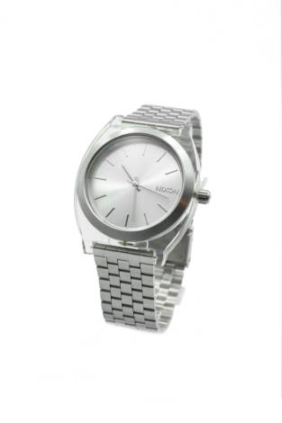 Часовник Nixon - Mania Часовник Nixon