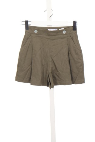 Pantaloni scurţi SINSAY