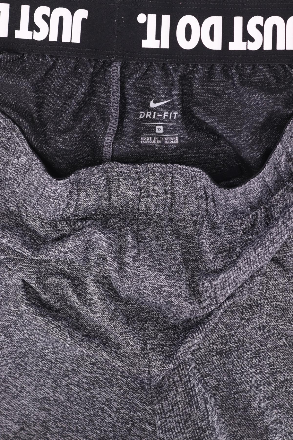 Спортни къси панталони NIKE3 - Mania Спортни къси панталони NIKE3