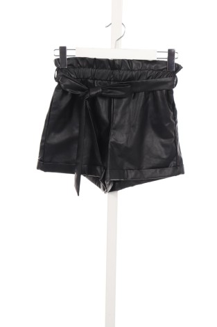 Кожени къси панталони SHEIN