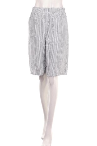 Pantaloni scurţi SHEIN