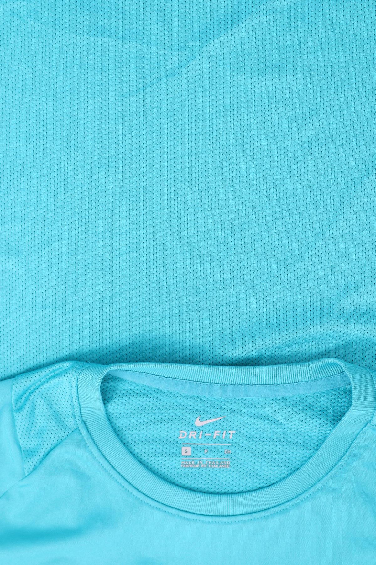 Спортна тениска NIKE3