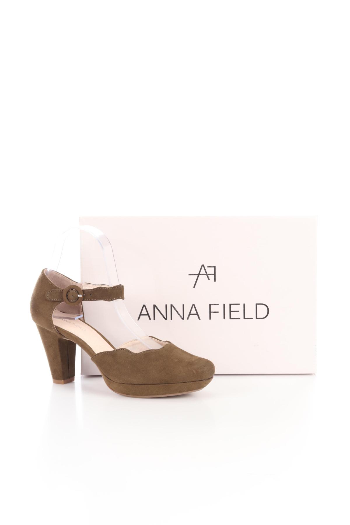 Обувки на ток ANNA FIELD4