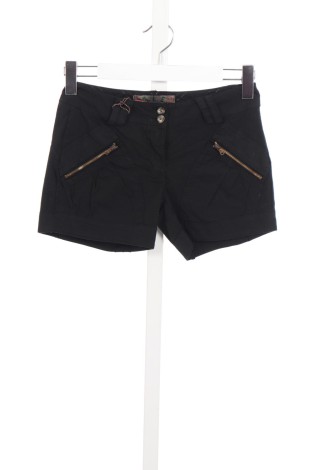 Pantaloni scurţi A.L.E