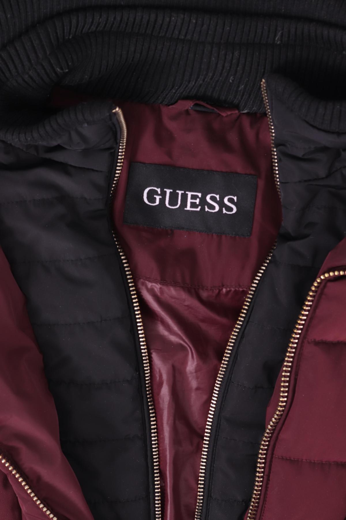 Зимно яке GUESS3