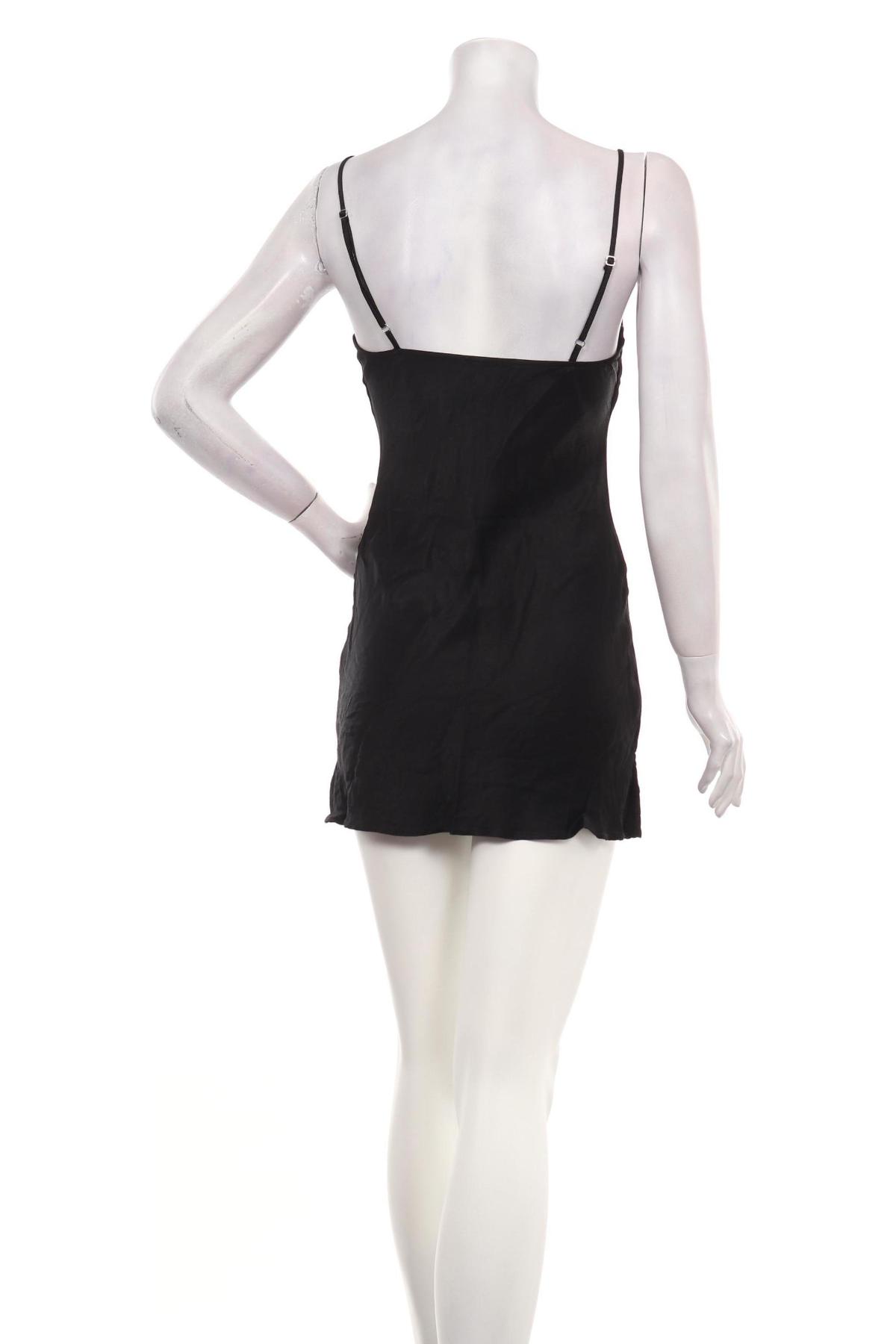 Парти рокля BERSHKA2