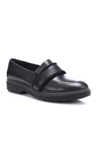 Ниски обувки Clarks - Mania Ниски обувки Clarks