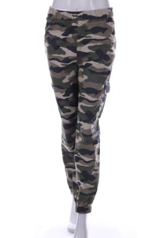Спортен панталон H&M Divided - Mania Спортен панталон H&M Divided