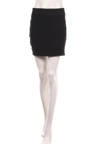 Пола H&M DIVIDED