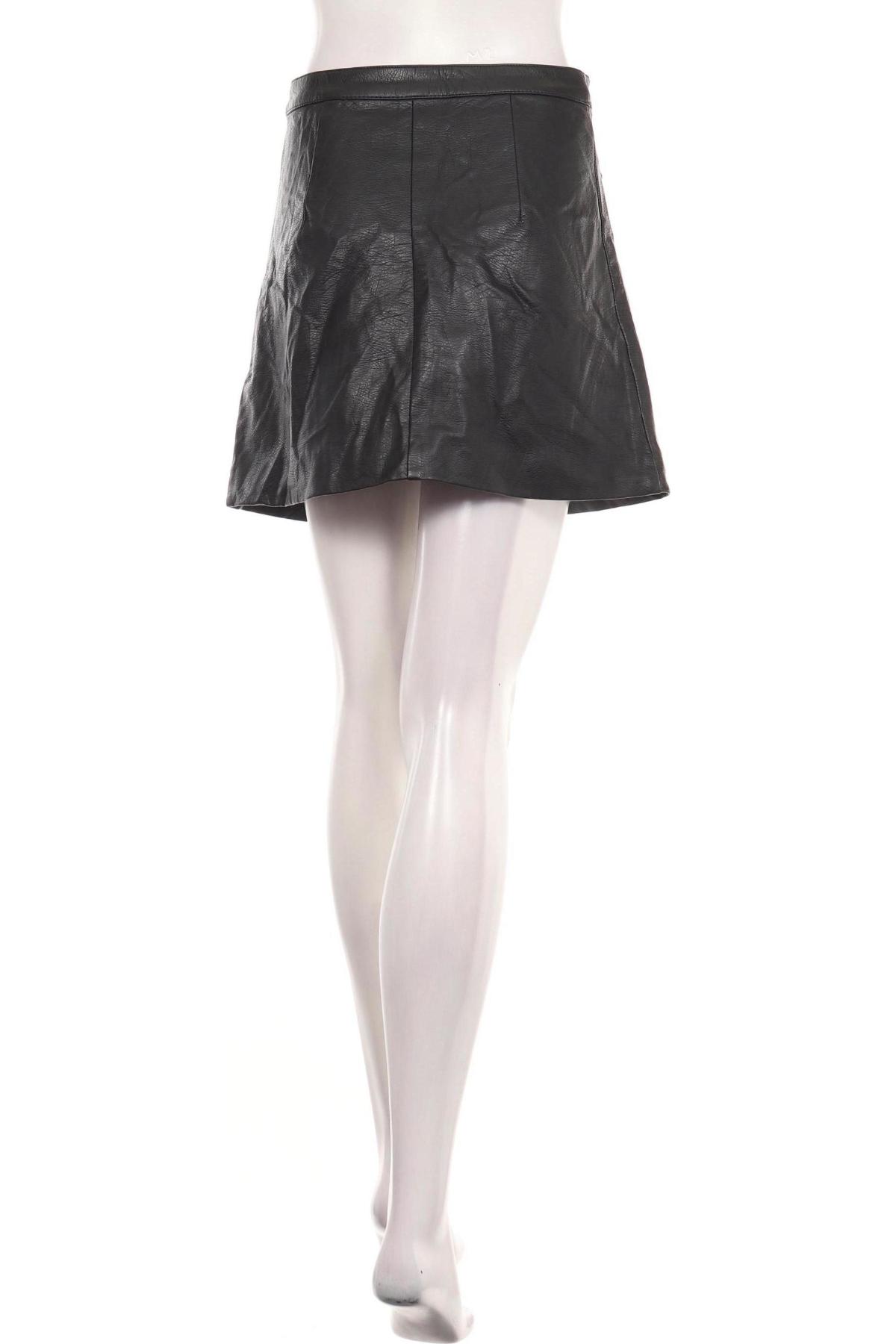 Пола H&M DIVIDED2