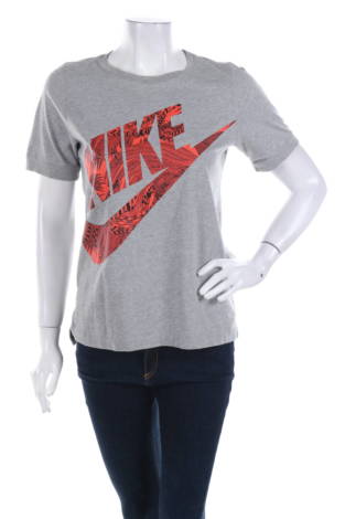 Спортна тениска Nike - Mania Спортна тениска Nike