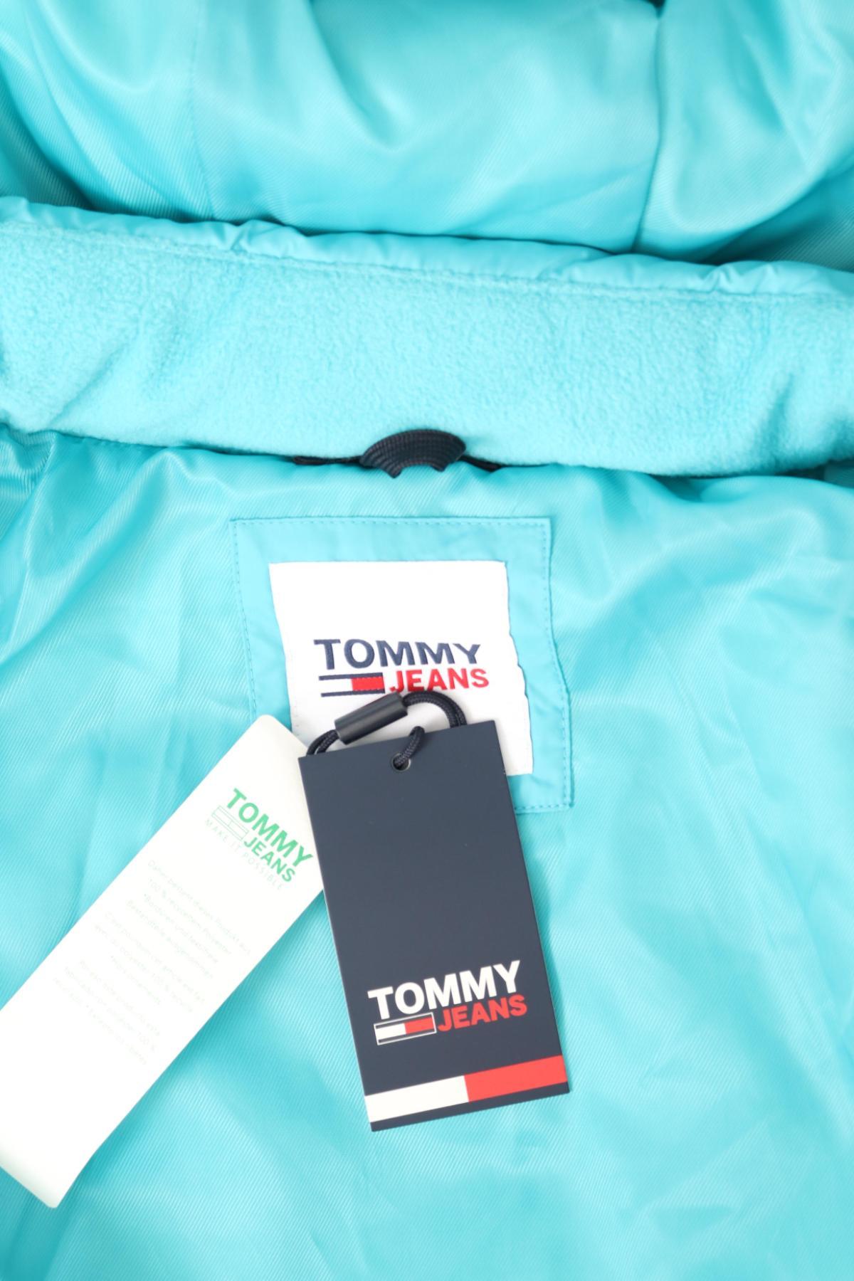 Пухено яке TOMMY JEANS4