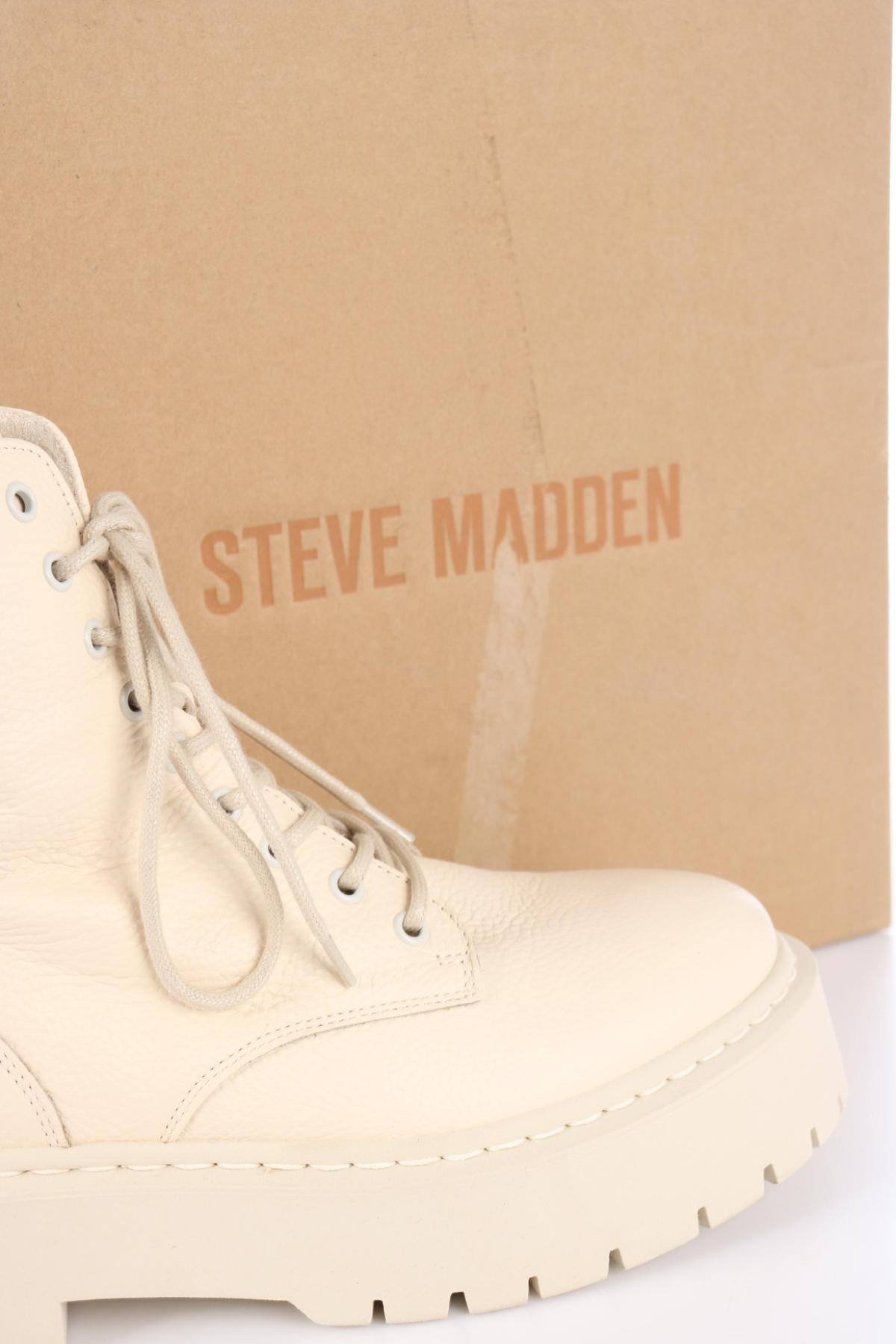 Боти STEVE MADDEN4