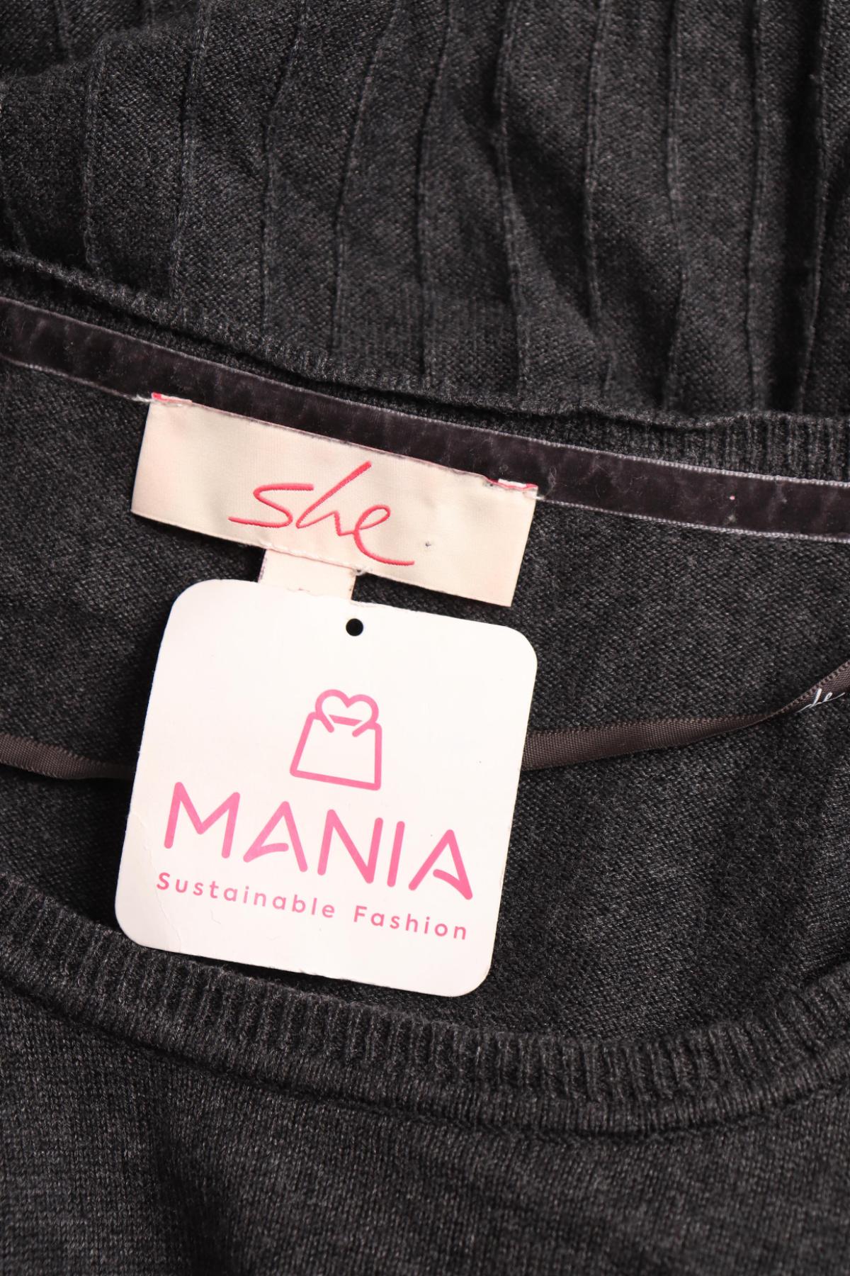 Ежедневна рокля SHE3