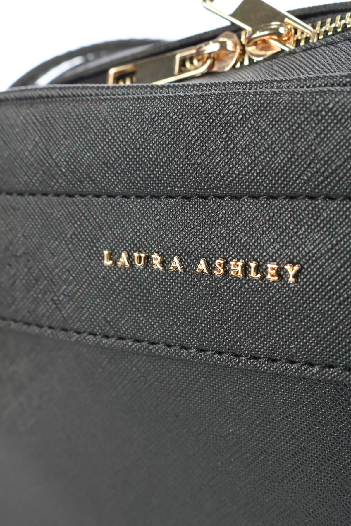 Кожена чанта Laura Ashley3 - Mania Кожена чанта Laura Ashley3