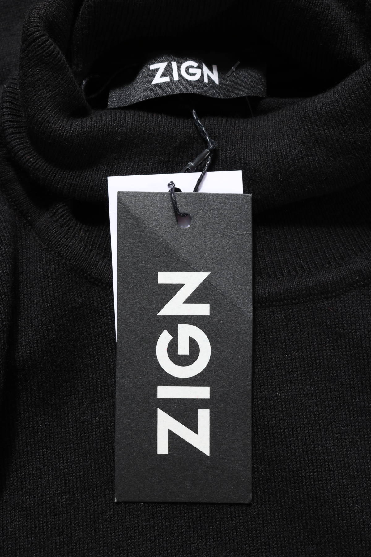 Пуловер с поло яка ZIGN3
